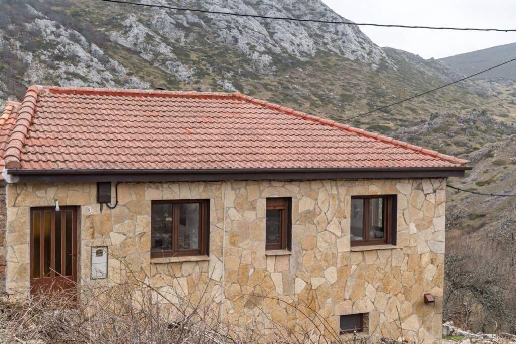 Pena Moneca Villa Valporquero de Torio Dış mekan fotoğraf